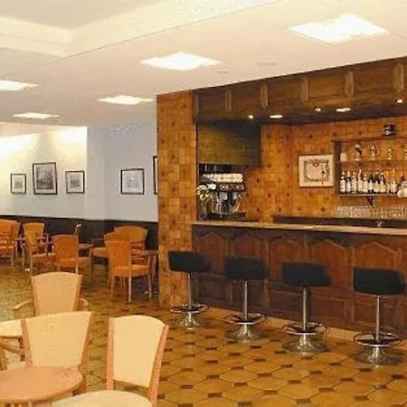 Hotel Central 3*
