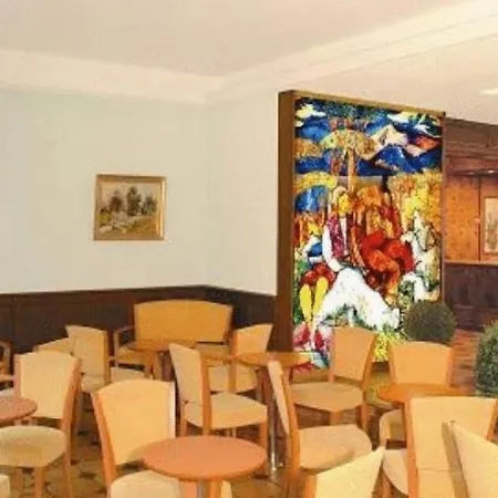 Szálloda Hotel Central 3*