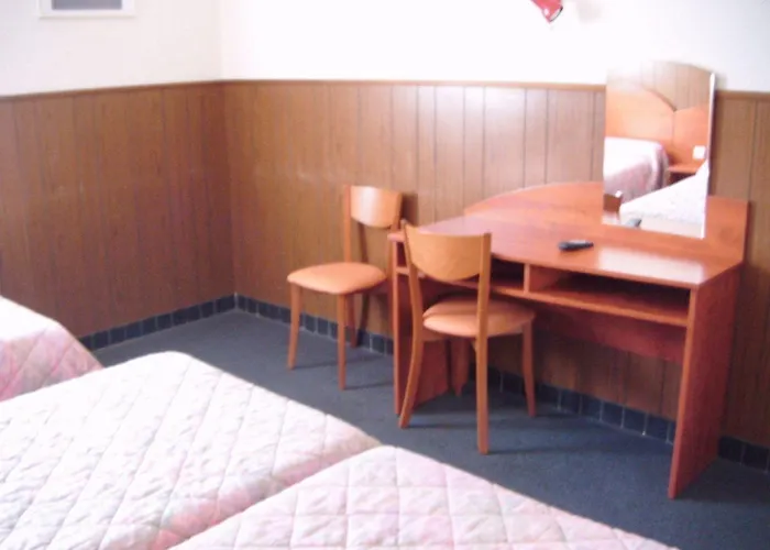 Hotel Central Hotel 3*